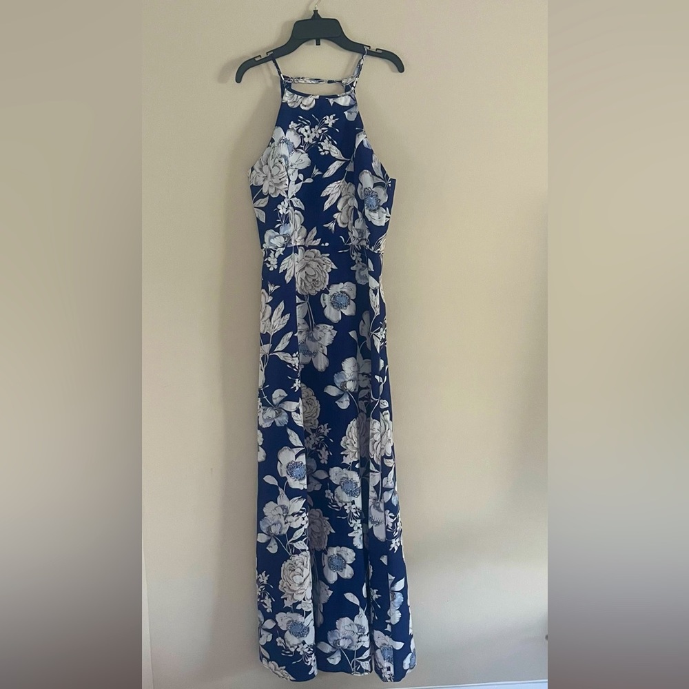 Floral Maxi Cut Out Dress in Sz S